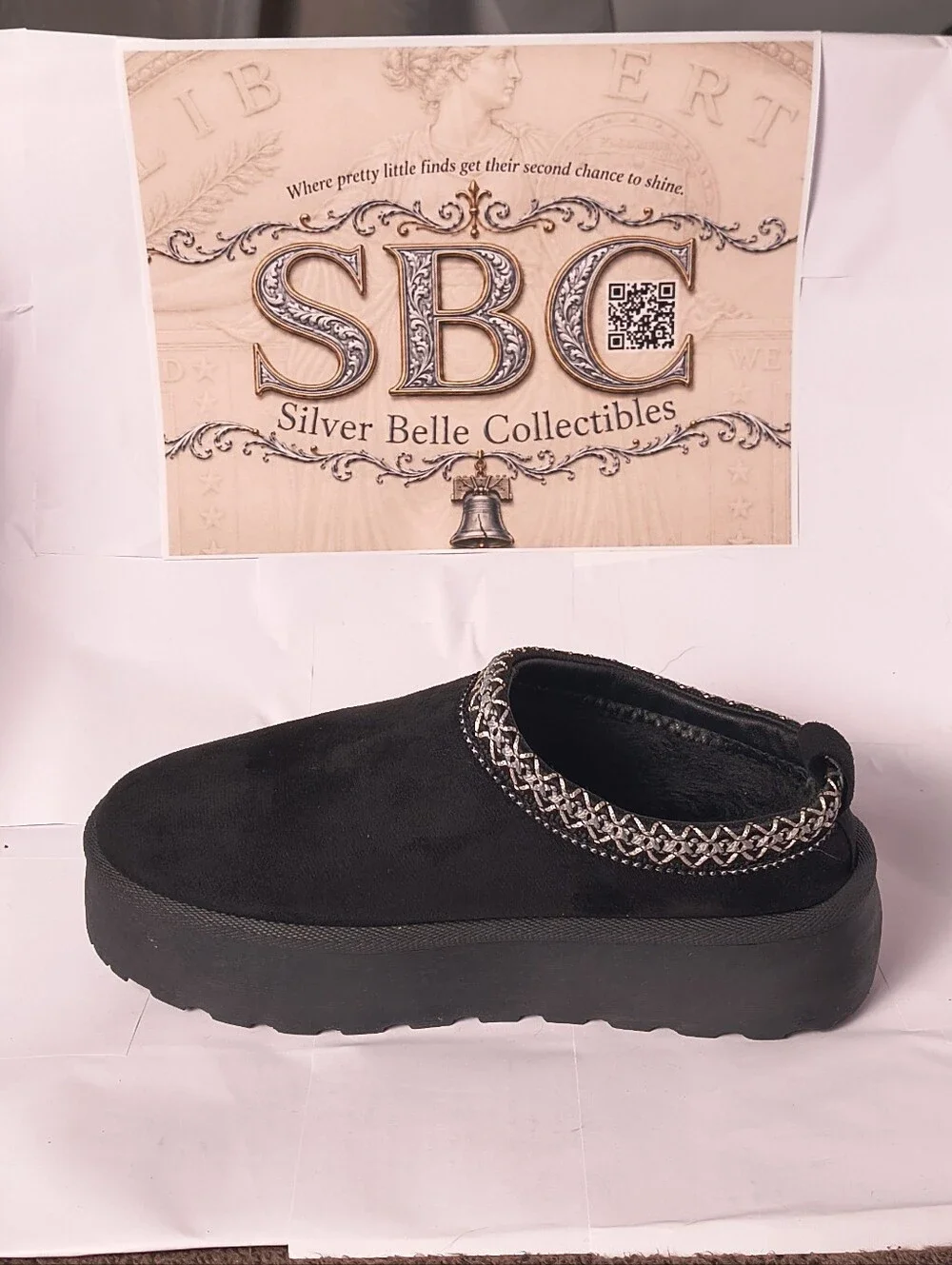 Mudd Stormy Black Platform Clogs Faux Fur Metallic Trim Y2K Women's 8.5